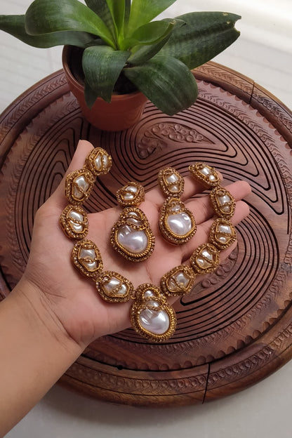 Royal Aura Kundan Pearl Necklace